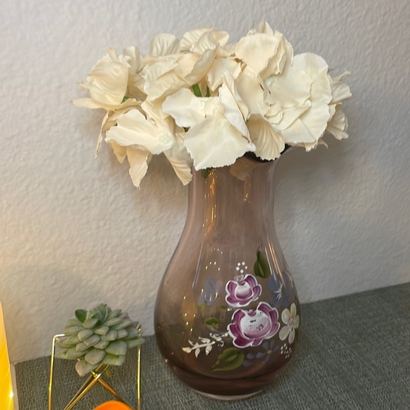๐ Hand Painted Lilac Glass Vase ๐ - Picture 8 of 16
